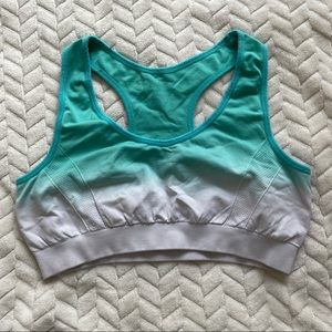 Sports bra
